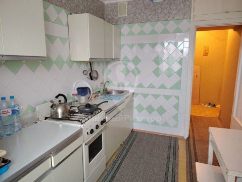 3-к квартира, 9/9 эт., 66м²