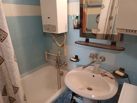 3-к квартира, 3/5 эт., 77м²