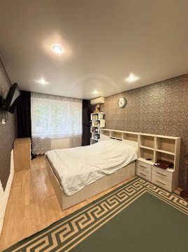 3-к квартира, 1/5 эт., 62м²