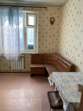 1-к квартира, 4/5 эт., 32м²